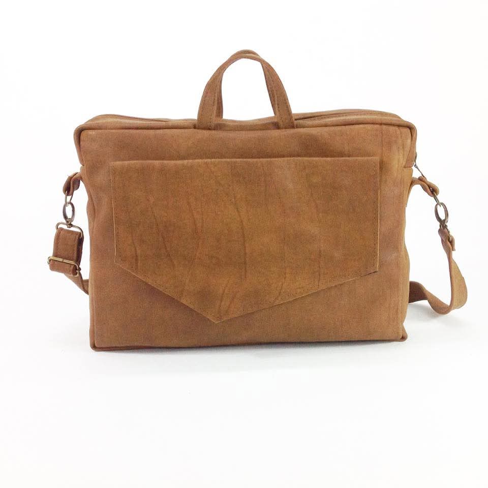 TRAVO – Vintage Leather Laptop & Travel Bag